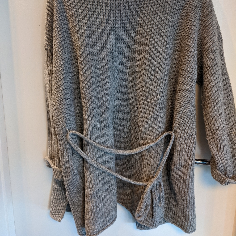 Grey Cardigan - Picture 3 of 3